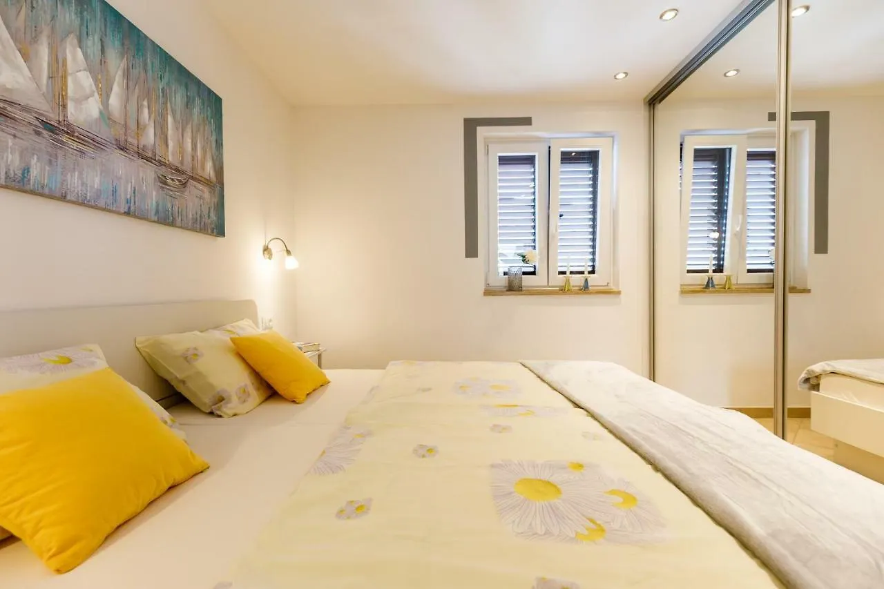 Ferienwohnungen Velijoze Porec Apartment